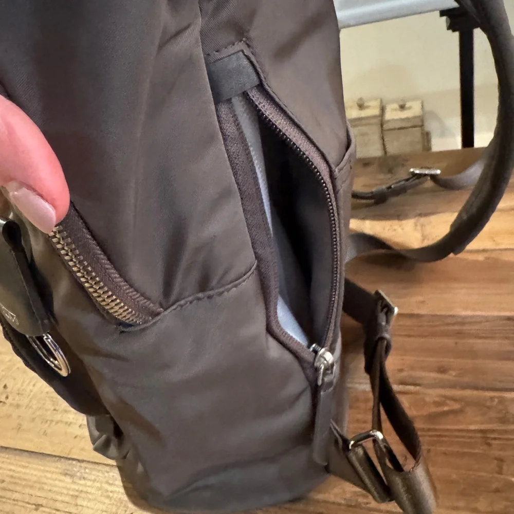 Tumi Voyager Hilden backpack- great used condition